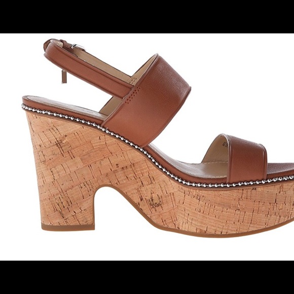 COACH - Picture 7 of 8